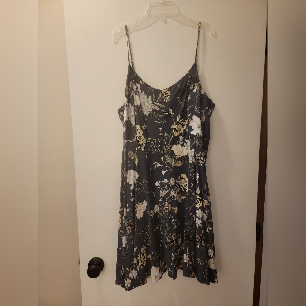Old Navy spaghetti strap dress